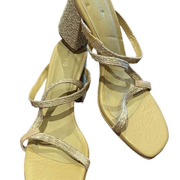 Kaanas Womens 11 slip on Chunky Heel with gold and rope 3.75” heel NWOT - Picture 1 of 5